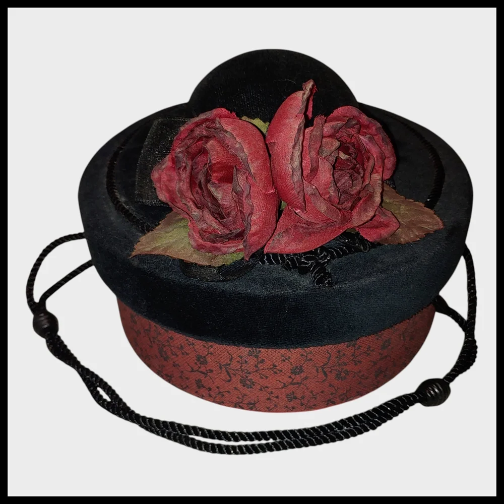 Decorative Small Velvet Hat Bot